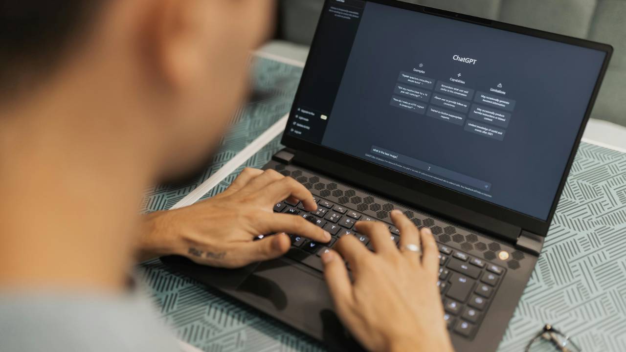 Getting Started to Unlocking the Power of ChatGPT: Beginner edition MEKA-2148348806